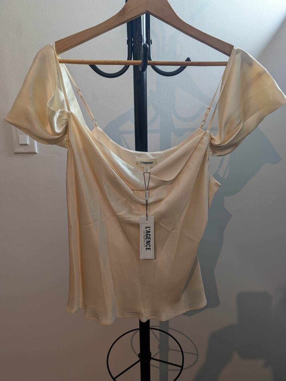 L'AGENCE NWT Ivory Silk Cowl Neck Cold Shoulder Draped Cami Blouse Size XL